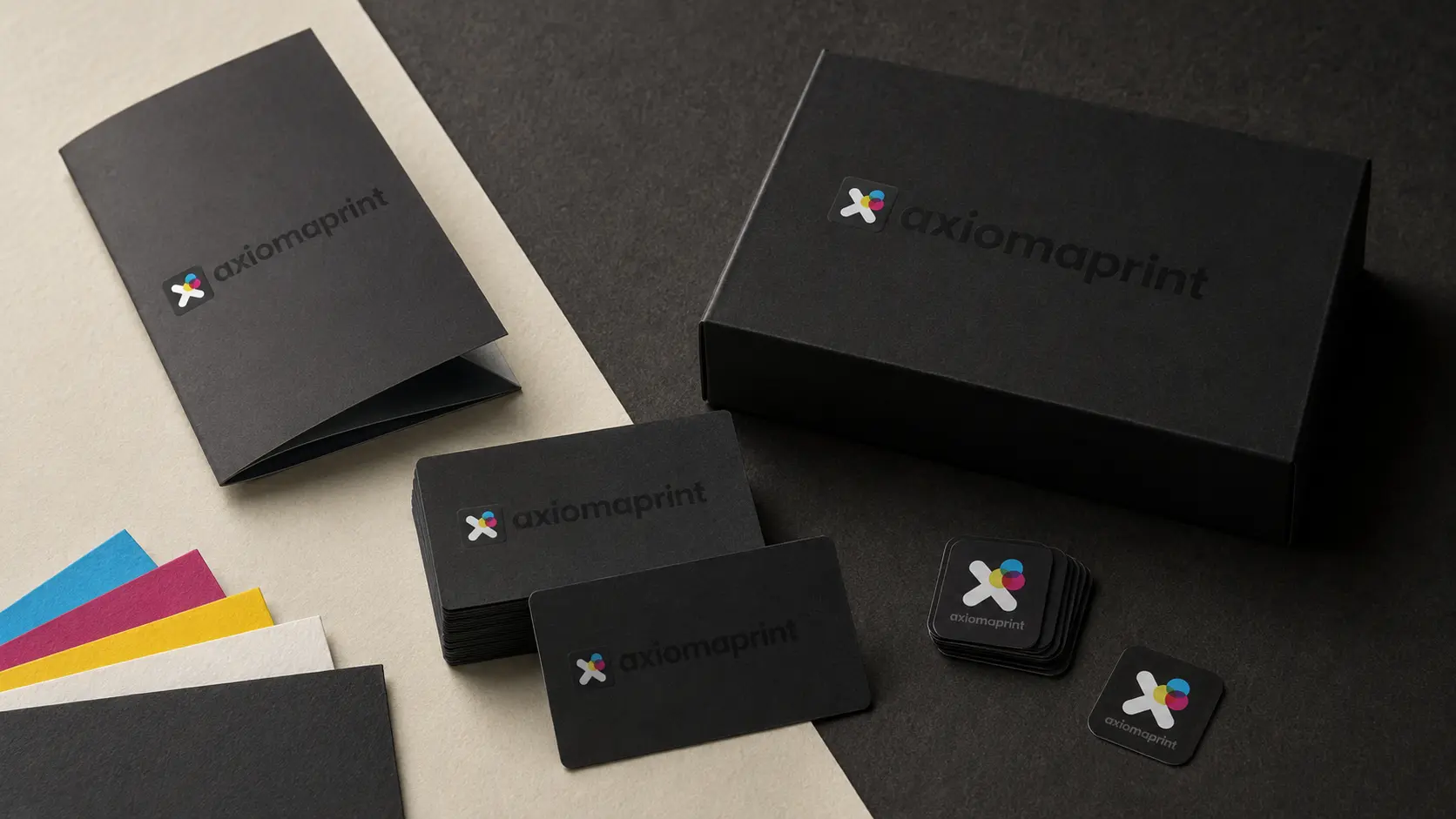 Papelería y packaging preparados para impresión profesional